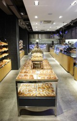 Paris Baguette bakery